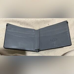 Ugg grey/black wallet